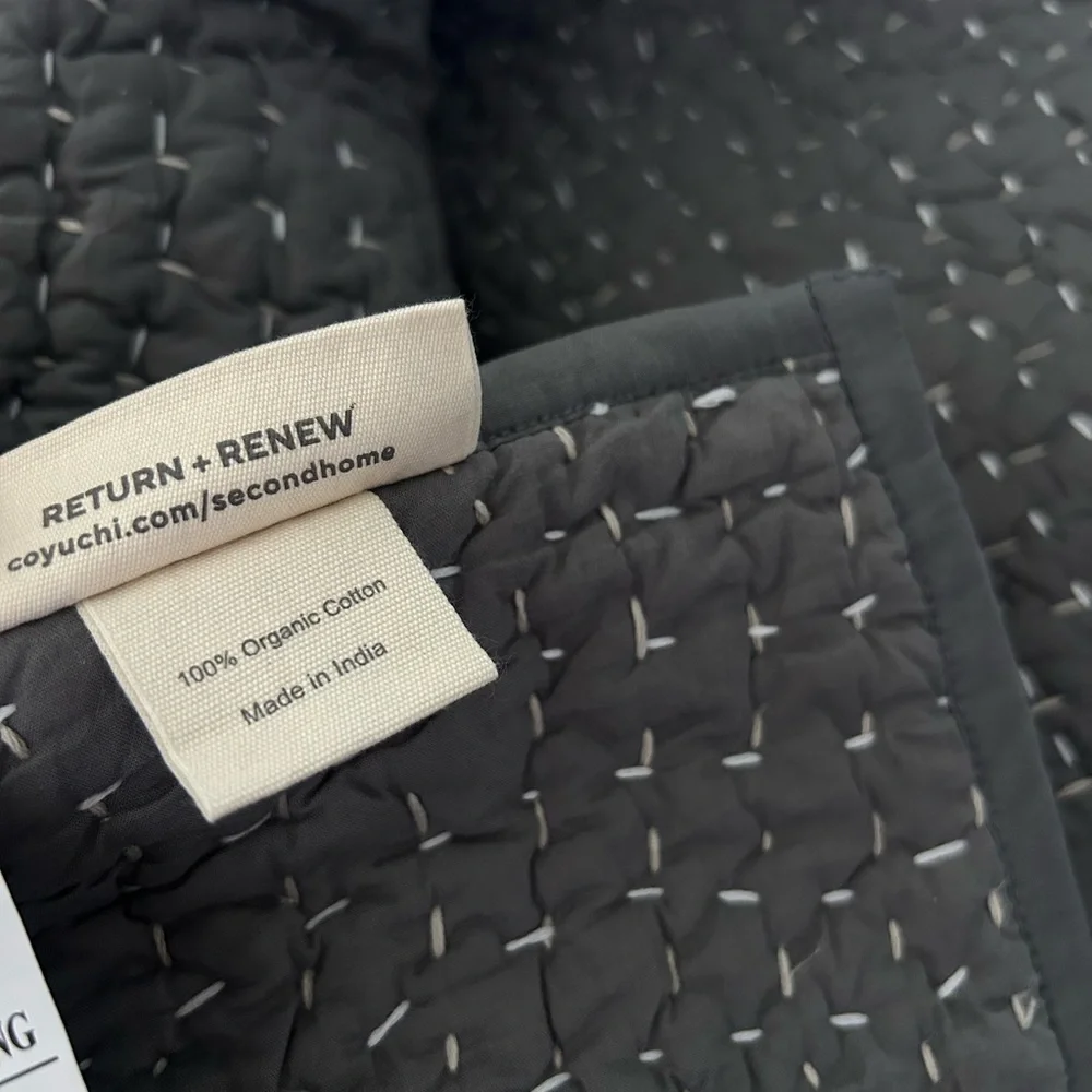 COYUCHI Pebbled Handstitched Organic Quilt $448 Sz  KING , NEW  Color: Slate